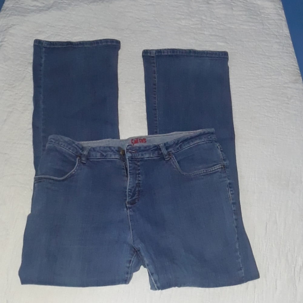 * Smith's lady's jeans.